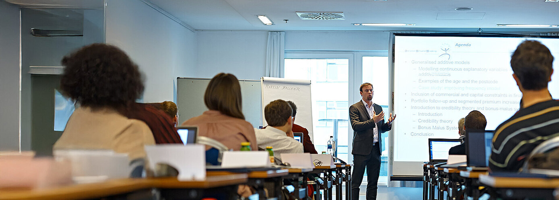 Dozent bei einem EAA Präsenz-Seminar